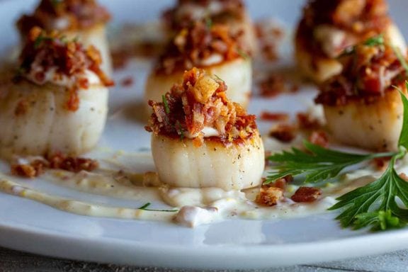 scallops in bacon sauce