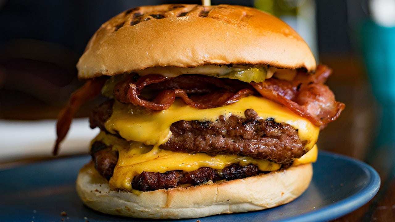 Bacon Cheeseburger(t) — Friendly's
